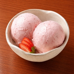 ストロベリーアイス