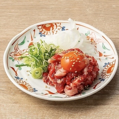 炙り牛ユッケ