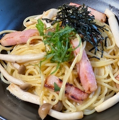 しめじとベーコンの和風パスタ