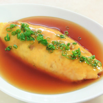 花巻納豆を県産の卵で包んだ納豆オムレツは一度食べて頂きたい逸品です。