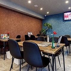 1～2名様用のテーブル席