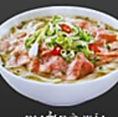 レア牛肉のフォー