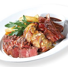 お肉の盛り合わせ