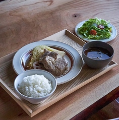 半田赤レンガ建物カフェのおすすめランチ1