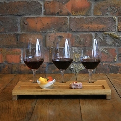3種類のテイスティング シェフのペアリング付き(赤ワイン)