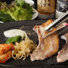 韓国料理 KOREAN KITCHEN 3匹の子豚　西院山ノ内店の写真2