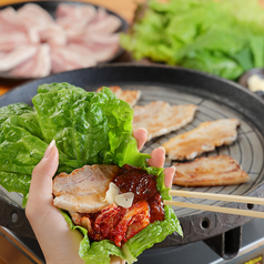 自家製味噌ダレは絶品！塩麹サムギョプサル。