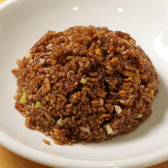 黒チャーハン