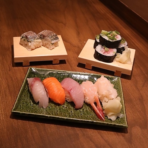 新鮮なお魚を使用したこだわりのお寿司や一品料理は絶品★ぜひ一度ご賞味くださいませ
