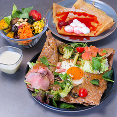 LIS CREPE リス クレープの特集写真