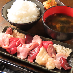 炭火焼肉と釜炊ご飯 ぶるまる 名古屋駅前店のおすすめランチ1