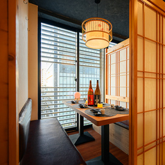 【錦糸町×個室居酒屋】カップルシートもご用意しております。贅沢な個室席をご用意いたします♪錦糸町でのデートや誕生日・記念日のお祝いにぜひ完全個室居酒屋九州料理さつきをご利用ください♪誕生日や記念日のお客様にはメッセージ付ホールケーキをご用意◎