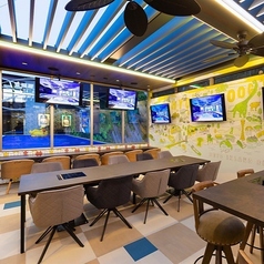 4～10名様でご利用いただけるテーブル席です。