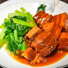 毛沢東が好んだ豚バラ肉の煮込み