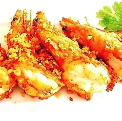 柔らかい海老のニンニク揚げ