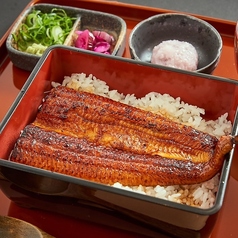 誕生日や還暦祝い等それぞれの人生節目のお祝いを当店で