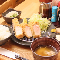 六白黒豚を使用した当店自慢の【とんかつ】