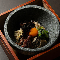 滋味豊かなジビエからアラカルト料理まで、多彩な一皿