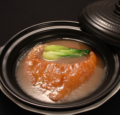維新號名物  白湯スープでじっくり煮込んだ上海風姿煮