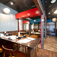 【ちょっとした飲み会にも！】4名様掛けのテーブル席は、地元のご友人とのちょっとした飲み会にもピッタリです☆是非お気軽に！