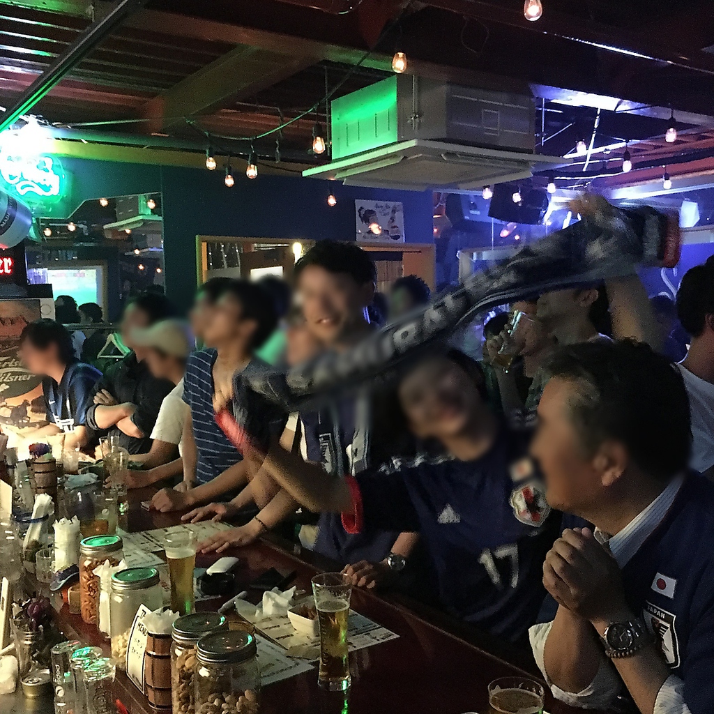 スポーツ観戦で盛り上がりは最高潮に！！！スポーツ観戦、カラオケ、お酒、ダーツがお好きな方はぜひ