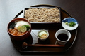 料理メニュー写真 【数量限定】真鯛の胡麻たれ利休丼十割蕎麦セット
