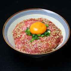 【希少部位】黒毛和牛のザブトン丼