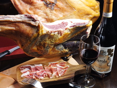ハモンセラーノとイベリコ豚の２種食べ比べセットの写真
