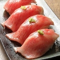 料理メニュー写真 宮崎牛の炙り肉寿司