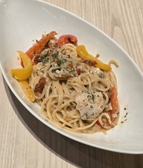 季節野菜と魚介のペペロンチーノ