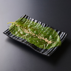 胡麻の葉醤油漬け