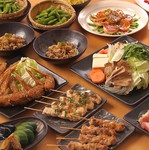 【2時間飲み放題付】人気の手羽藩に鶏皮ぽん酢が入ったお得な【満足コース】は4000円(税込)でご提供!