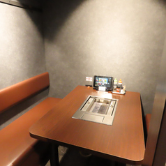 【個室テーブル席】5名様用テーブル