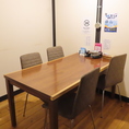 個室は1室のみのご用意となっており、4名様までお座りいただけるお部屋となっております。 ご利用いただける際はご予約の程、よろしくお願いいたします。