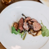 dinnerコースは各種ご用意。飲み会やデート利用だけでなく、お祝い事などにも使える記念日コースもございます◎