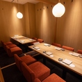 少人数～最大30名様までご利用いただける室席をご用意しておりますので、周りを気にせずお食事やお酒をお楽しみいただけます♪会社宴会・同窓会・合コン・女子会など、様々なシーンでご利用いただけます。飲み放題付宴会コースも多数ご用意しております！
