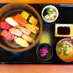 うおきん食堂のおすすめランチ3