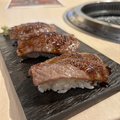 料理メニュー写真&nbsp;国産牛炙り上肉寿司（一貫）