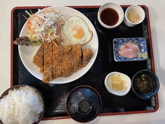 とんかつ定食