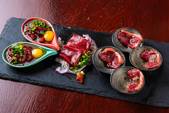 福島県産の馬刺し三種盛り