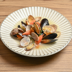 ムール貝とアサリの白ワイン蒸し