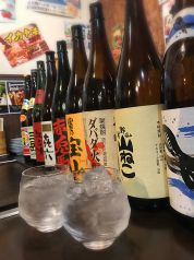 人気の氷結レモンチューハイや焼酎など豊富にあります。