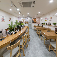 虎王麺酒場の雰囲気1