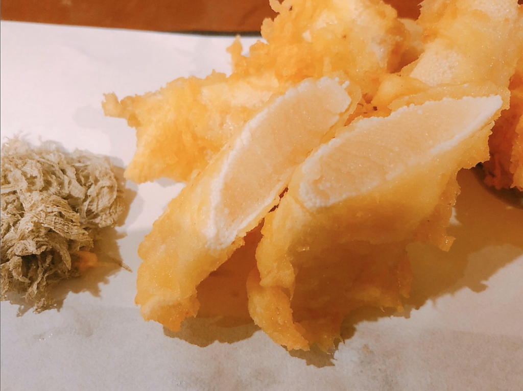 ひづめ創作の天ぷら料理の数々。※写真は数の子の天ぷら