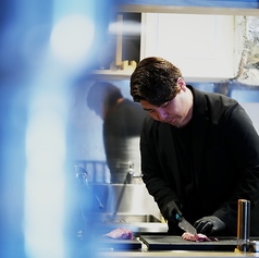 職人の手元が見える圧巻のオープンカウンターが自慢です！