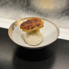 自家製ミルクジェラートとさつまいものカタラーナ