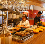 明るく活気のある店内！イタリアをお気軽にお楽しみ頂ける一軒家レストランです。