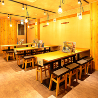 《いわきで宴会》木を基調とした落ち着きのある店内