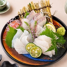 毎朝仕入れる直送鮮魚!