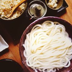 【うどん好きの店主が作るこだわりの釜揚げうどん】